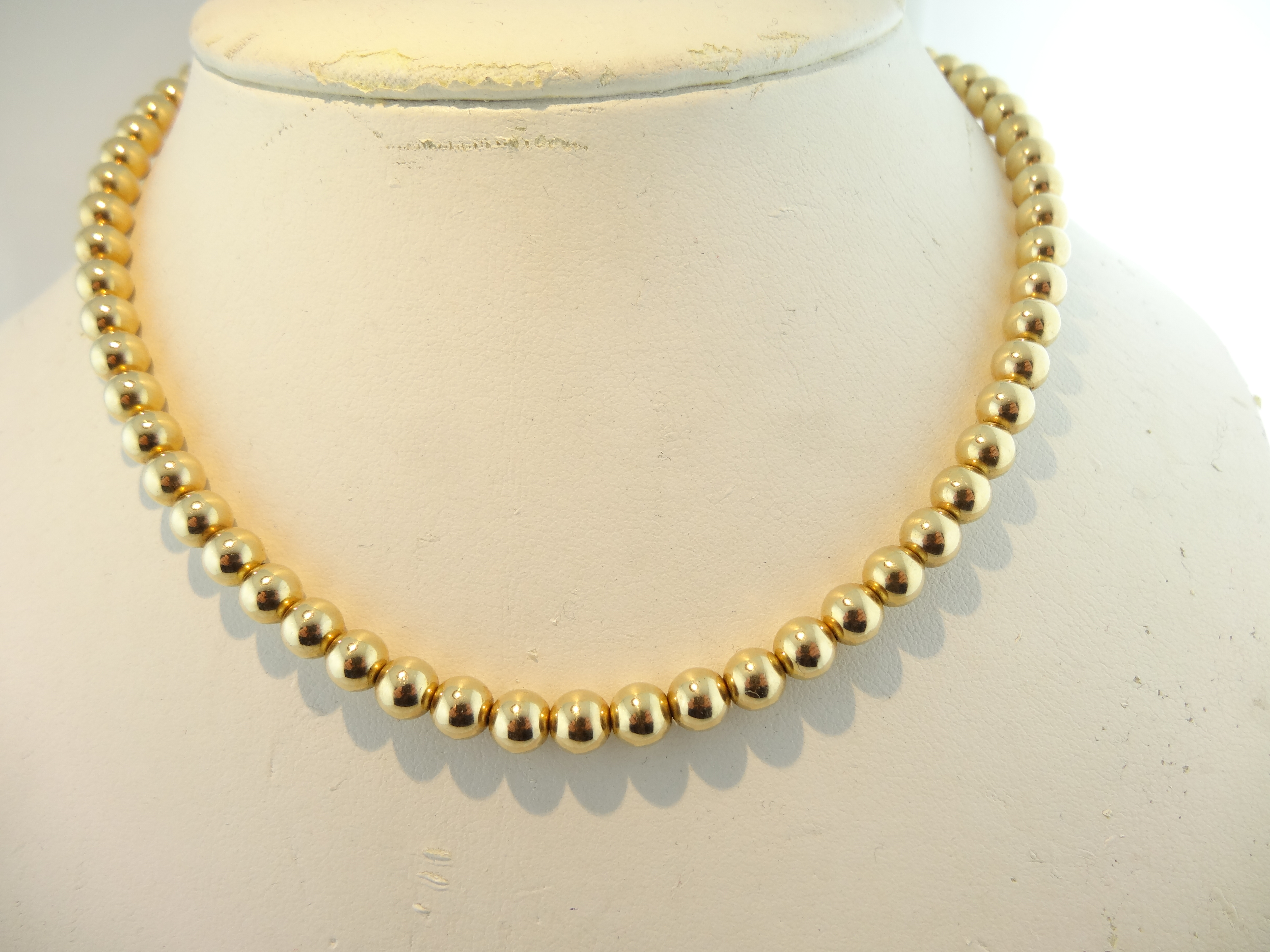 92% Golden And Green (Base) Ladies Daily Wear Gold Beaded Chain, Weight:  5.67 Grams at Rs 49000/piece in Rajkot