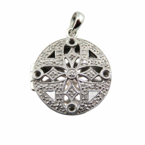 Locket or Aromatherapy , Vintage filigree style in white gold and diamonds