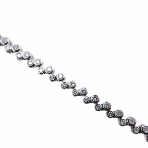 White gold Bezel set tennis bracelet in white gold