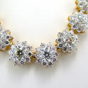 Diamond Cluster necklace in 21kt