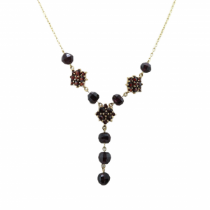 Vintage Garnet Lavalier cluster necklace in 14kt Yellow gold