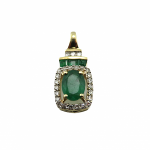 Oval Emerald pendant with Diamond Halo