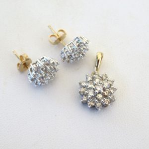 Round Diamond cluster set with Pendant and earrings Two tone gold